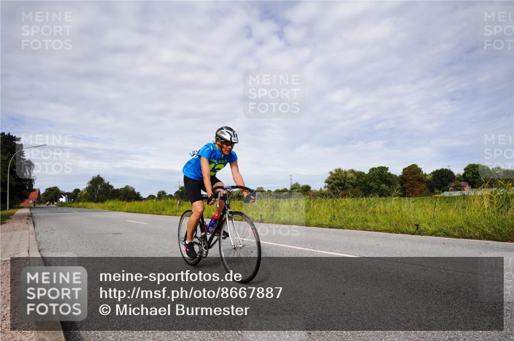 31.08.2025 - Elbe Triathlon Hamburg Michael Burmester http://msf.ph/oto/8667887 31.08.2025 10:58:27 Radfahren 1497, 1608 meine-sportfotos.de