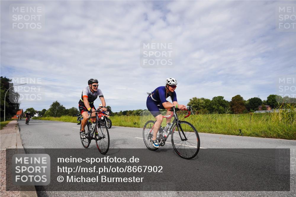31.08.2025 - Elbe Triathlon Hamburg Michael Burmester http://msf.ph/oto/8667902 31.08.2025 10:58:52 Radfahren 1280, 1327, 1387, 1394, 1415, 1459, 1575 meine-sportfotos.de