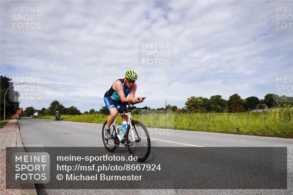 31.08.2025 - Elbe Triathlon Hamburg Michael Burmester http://msf.ph/oto/8667924 31.08.2025 10:59:21 Radfahren 1251, 1326, 1452 meine-sportfotos.de