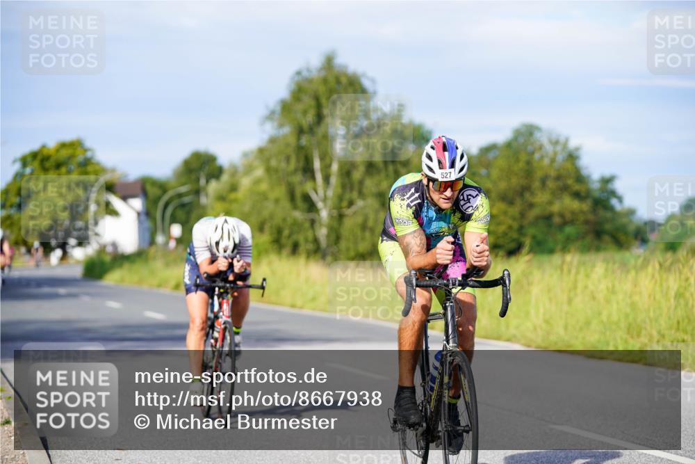31.08.2025 - Elbe Triathlon Hamburg Michael Burmester http://msf.ph/oto/8667938 31.08.2025 09:44:59 Radfahren 292, 357, 469, 527, 613, 773, 896 meine-sportfotos.de