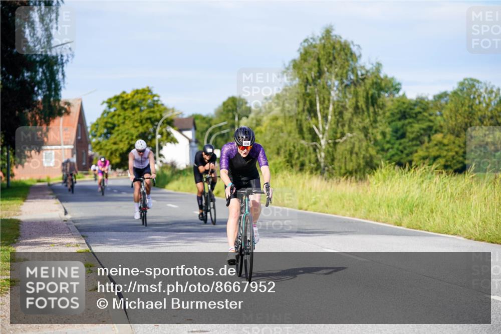 31.08.2025 - Elbe Triathlon Hamburg Michael Burmester http://msf.ph/oto/8667952 31.08.2025 09:45:05 Radfahren 409, 469, 646, 720, 896 meine-sportfotos.de