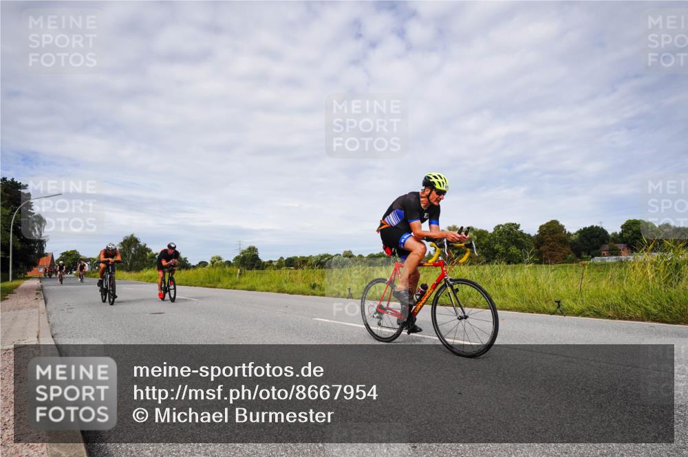 31.08.2025 - Elbe Triathlon Hamburg Michael Burmester http://msf.ph/oto/8667954 31.08.2025 11:00:07 Radfahren 1256, 1273, 1283, 1292, 1313, 1348, 1490, 1588 meine-sportfotos.de