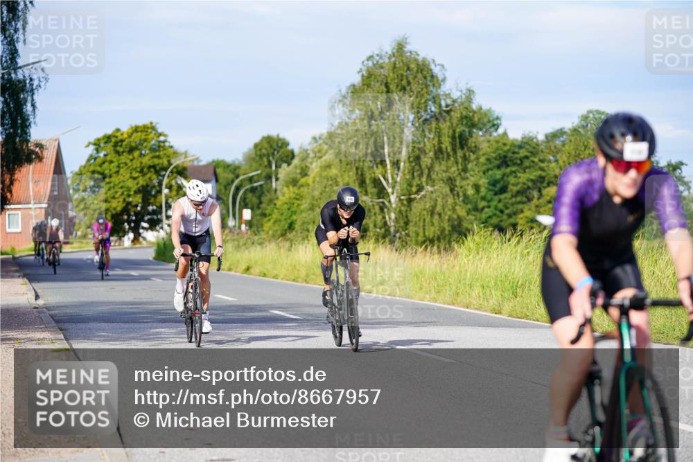 31.08.2025 - Elbe Triathlon Hamburg Michael Burmester http://msf.ph/oto/8667957 31.08.2025 09:45:06 Radfahren 409, 469, 646, 720, 896, 911 meine-sportfotos.de