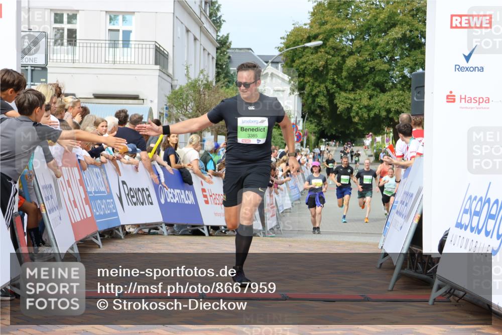 31.08.2025 - 21. Blankeneser Heldenlauf Strokosch-Dieckow http://msf.ph/oto/8667959 31.08.2025 10:56:58 Ziel 3385 meine-sportfotos.de