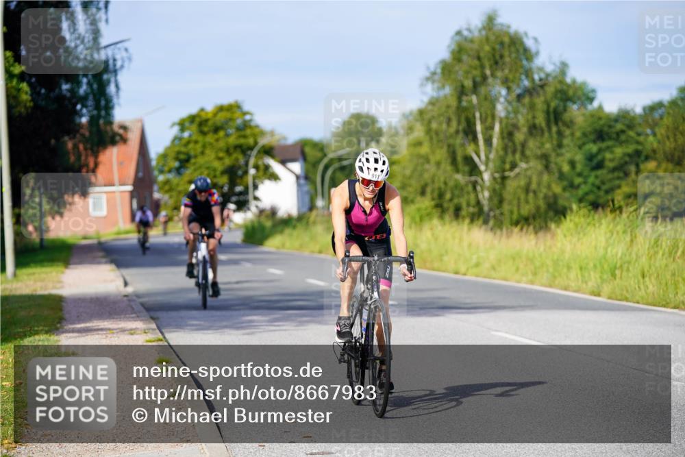 31.08.2025 - Elbe Triathlon Hamburg Michael Burmester http://msf.ph/oto/8667983 31.08.2025 09:45:12 Radfahren 427, 720, 911 meine-sportfotos.de