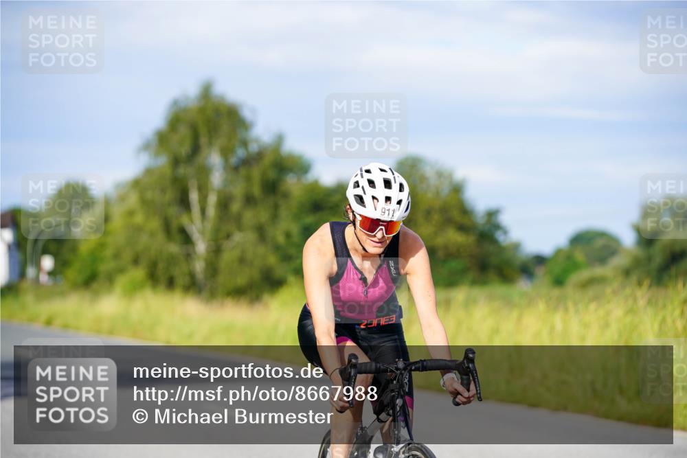 31.08.2025 - Elbe Triathlon Hamburg Michael Burmester http://msf.ph/oto/8667988 31.08.2025 09:45:13 Radfahren 427, 720, 804, 911 meine-sportfotos.de
