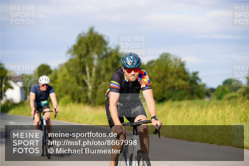 31.08.2025 - Elbe Triathlon Hamburg Michael Burmester http://msf.ph/oto/8667998 31.08.2025 09:45:15 Radfahren 427, 804, 911 meine-sportfotos.de