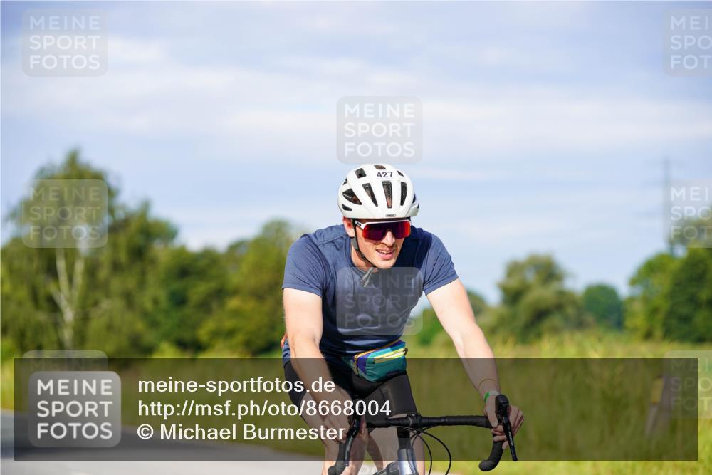 31.08.2025 - Elbe Triathlon Hamburg Michael Burmester http://msf.ph/oto/8668004 31.08.2025 09:45:16 Radfahren 427, 804, 911 meine-sportfotos.de