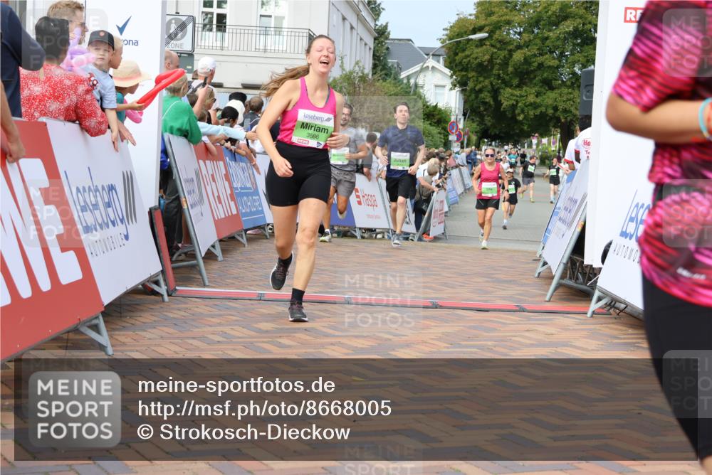 31.08.2025 - 21. Blankeneser Heldenlauf Strokosch-Dieckow http://msf.ph/oto/8668005 31.08.2025 11:14:55 Ziel 3479, 3445, 3586, 3661, 3610, 3336, 3270 meine-sportfotos.de