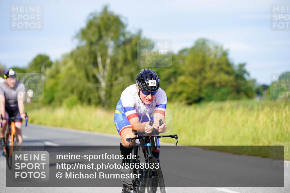 31.08.2025 - Elbe Triathlon Hamburg Michael Burmester http://msf.ph/oto/8668033 31.08.2025 09:45:28 Radfahren 393, 431, 489, 566, 664, 709, 756 meine-sportfotos.de