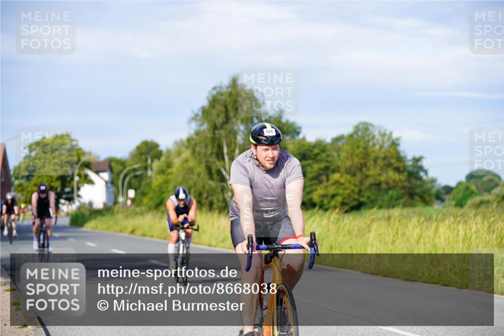 31.08.2025 - Elbe Triathlon Hamburg Michael Burmester http://msf.ph/oto/8668038 31.08.2025 09:45:29 Radfahren 393, 431, 489, 566, 607, 664, 709, 756 meine-sportfotos.de