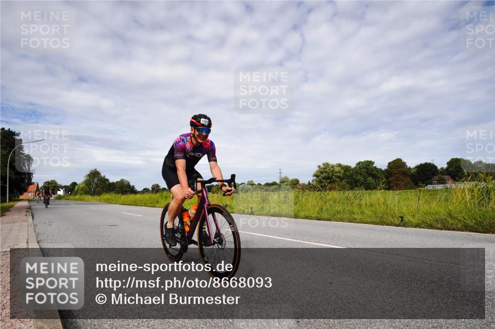 31.08.2025 - Elbe Triathlon Hamburg Michael Burmester http://msf.ph/oto/8668093 31.08.2025 11:03:33 Radfahren 1284, 1289, 1424, 1500, 1542, 1572 meine-sportfotos.de