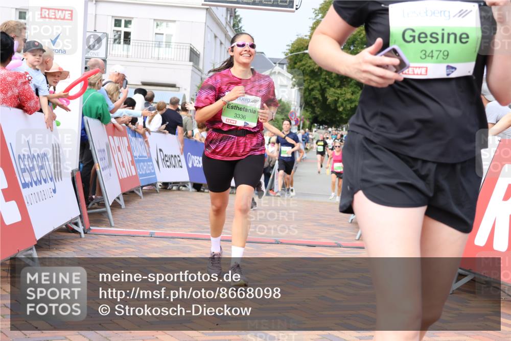 31.08.2025 - 21. Blankeneser Heldenlauf Strokosch-Dieckow http://msf.ph/oto/8668098 31.08.2025 11:14:53 Ziel 3479, 3445, 3586, 3661, 3610, 3336 meine-sportfotos.de