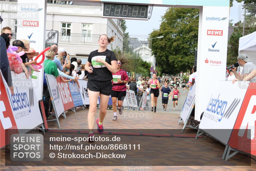 31.08.2025 - 21. Blankeneser Heldenlauf Strokosch-Dieckow http://msf.ph/oto/8668111 31.08.2025 11:14:51 Ziel 3479, 3445, 3586, 3093, 3336 meine-sportfotos.de