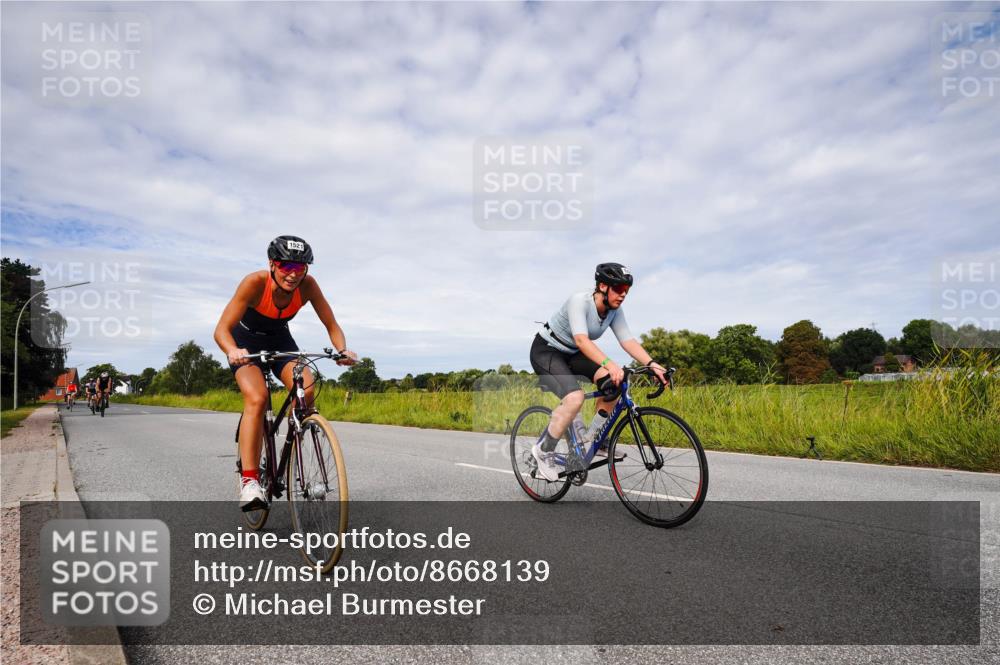 31.08.2025 - Elbe Triathlon Hamburg Michael Burmester http://msf.ph/oto/8668139 31.08.2025 11:04:41 Radfahren 1336, 1439, 1510, 1521, 1545, 1546, 1552 meine-sportfotos.de
