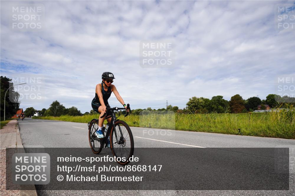 31.08.2025 - Elbe Triathlon Hamburg Michael Burmester http://msf.ph/oto/8668147 31.08.2025 11:04:47 Radfahren 1456, 1510, 1546 meine-sportfotos.de