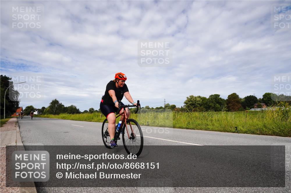 31.08.2025 - Elbe Triathlon Hamburg Michael Burmester http://msf.ph/oto/8668151 31.08.2025 11:04:53 Radfahren 1276, 1342, 1456, 1496 meine-sportfotos.de