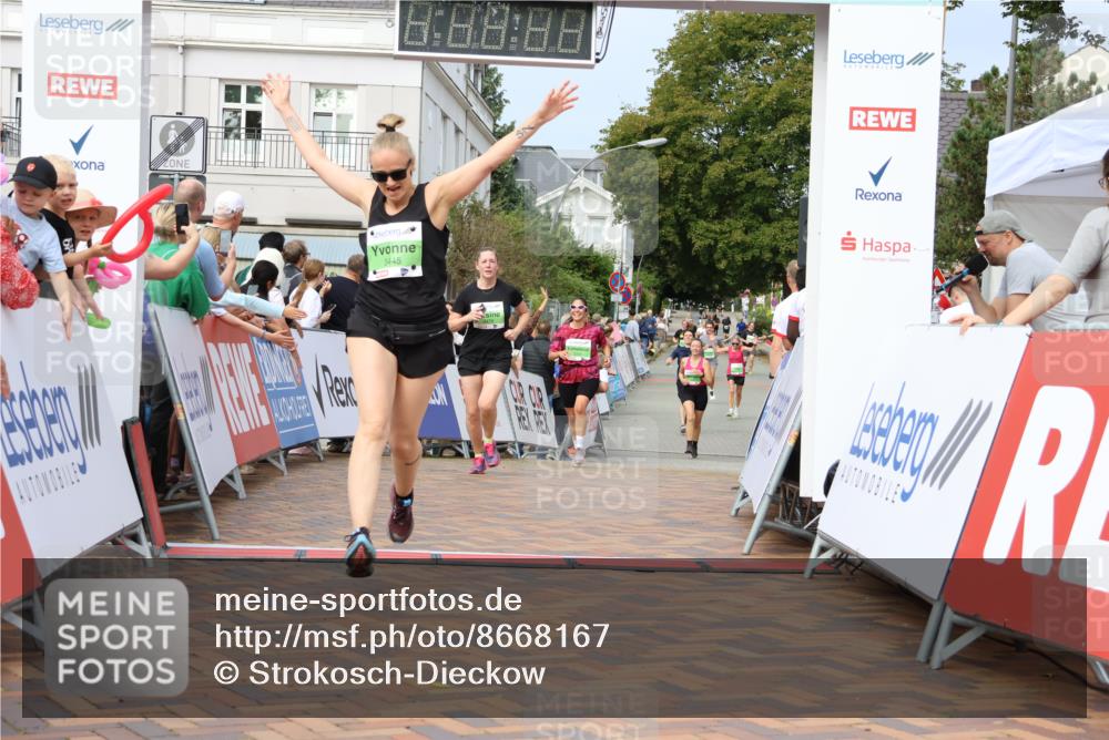 31.08.2025 - 21. Blankeneser Heldenlauf Strokosch-Dieckow http://msf.ph/oto/8668167 31.08.2025 11:14:48 Ziel 3479, 3445, 3093, 3336 meine-sportfotos.de