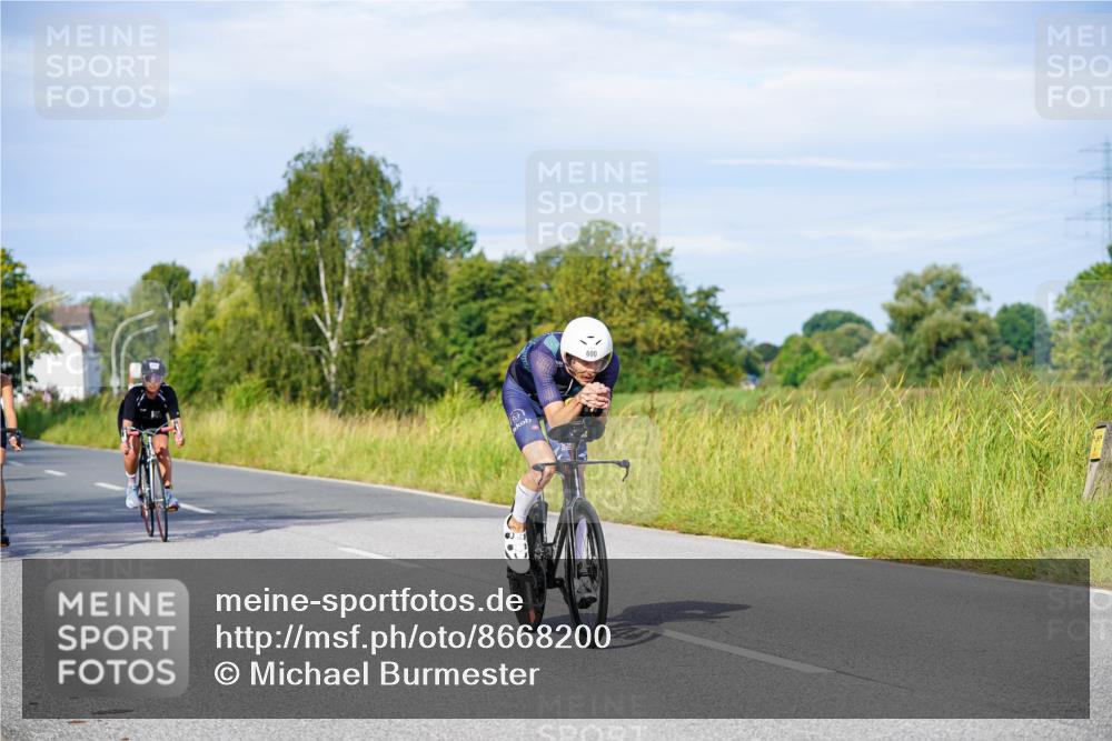 31.08.2025 - Elbe Triathlon Hamburg Michael Burmester http://msf.ph/oto/8668200 31.08.2025 09:46:09 Radfahren 463, 553, 600, 740, 803, 820, 876, 906 meine-sportfotos.de