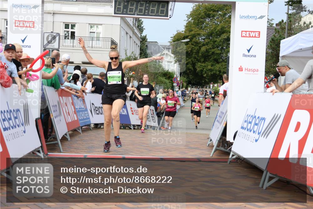 31.08.2025 - 21. Blankeneser Heldenlauf Strokosch-Dieckow http://msf.ph/oto/8668222 31.08.2025 11:14:47 Ziel 3479, 3707, 3445, 3093, 3336 meine-sportfotos.de