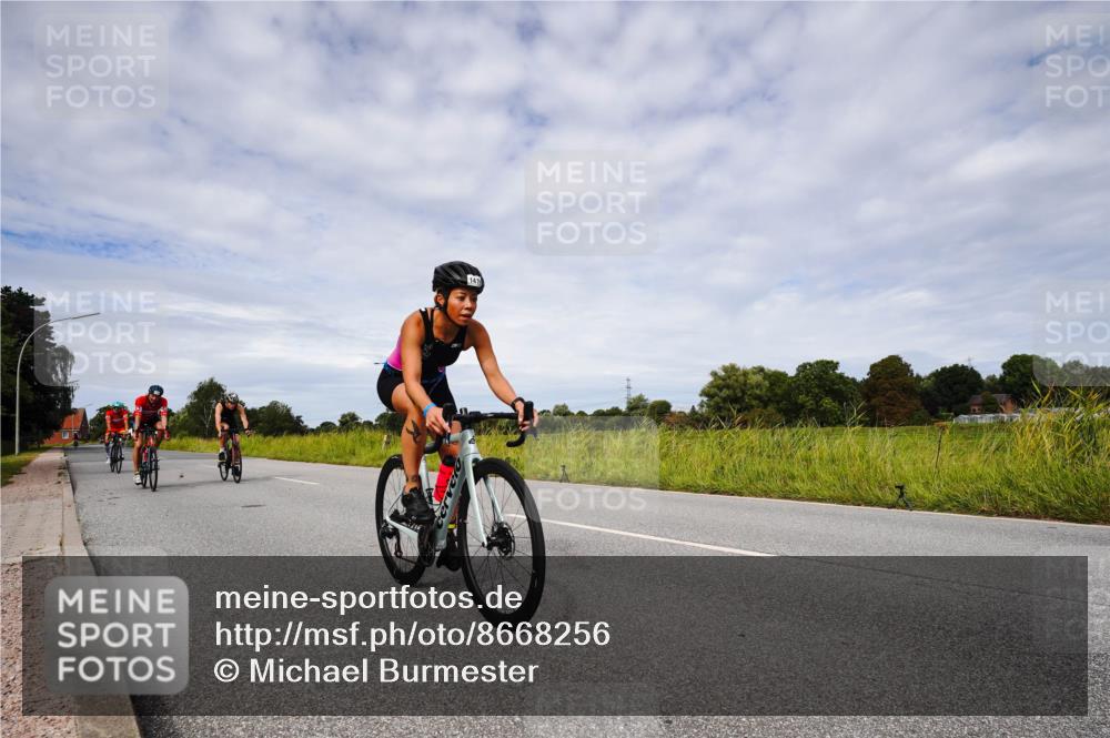 31.08.2025 - Elbe Triathlon Hamburg Michael Burmester http://msf.ph/oto/8668256 31.08.2025 11:07:48 Radfahren 1293, 1419, 1501, 1593 meine-sportfotos.de