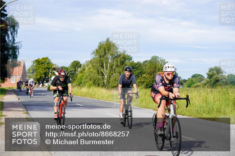 31.08.2025 - Elbe Triathlon Hamburg Michael Burmester http://msf.ph/oto/8668257 31.08.2025 09:46:23 Radfahren 280, 286, 419, 420, 421, 635, 684, 707, 717, 859 meine-sportfotos.de