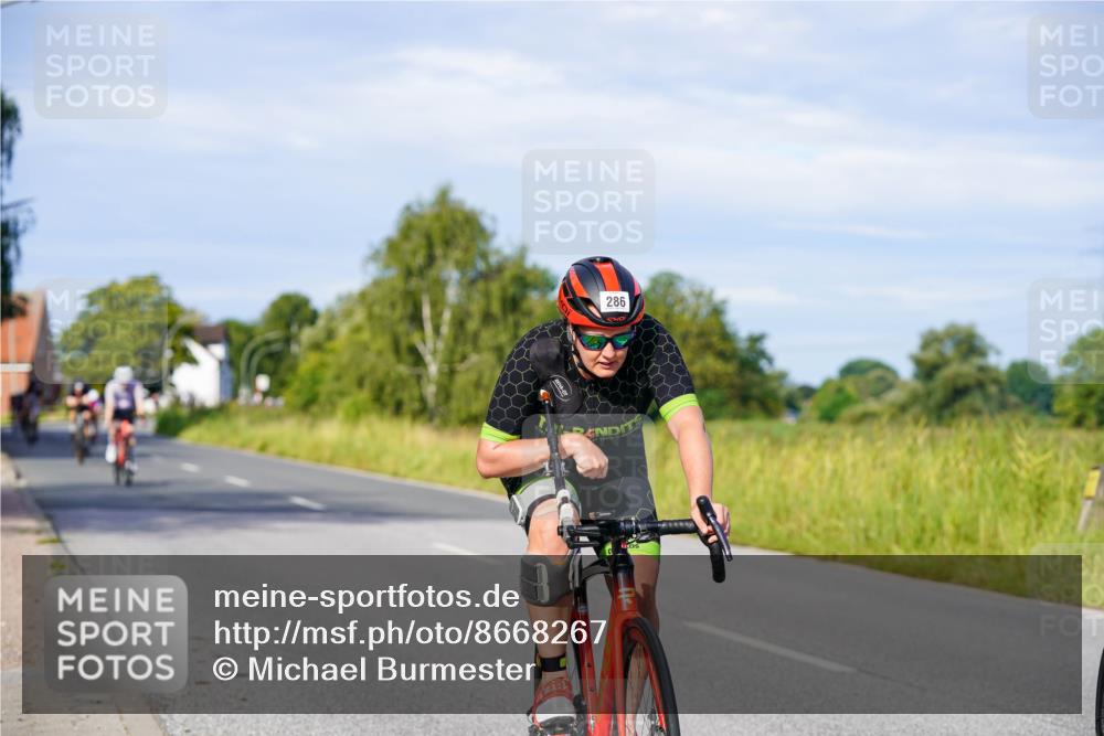 31.08.2025 - Elbe Triathlon Hamburg Michael Burmester http://msf.ph/oto/8668267 31.08.2025 09:46:24 Radfahren 280, 286, 419, 420, 421, 494, 635, 684, 707, 859, 909 meine-sportfotos.de