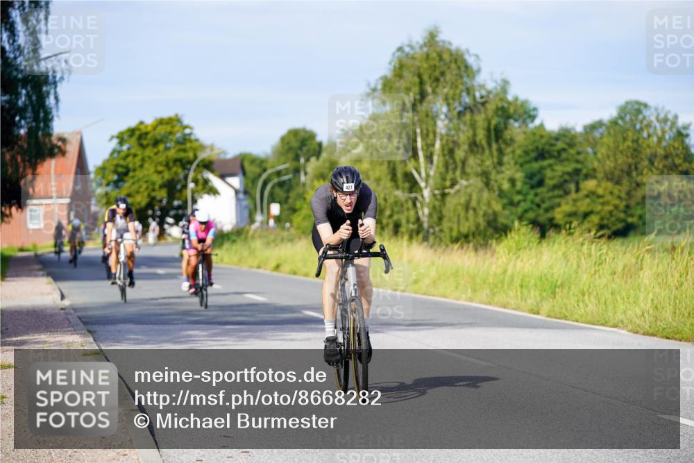 31.08.2025 - Elbe Triathlon Hamburg Michael Burmester http://msf.ph/oto/8668282 31.08.2025 09:46:28 Radfahren 419, 421, 439, 494, 599, 909 meine-sportfotos.de