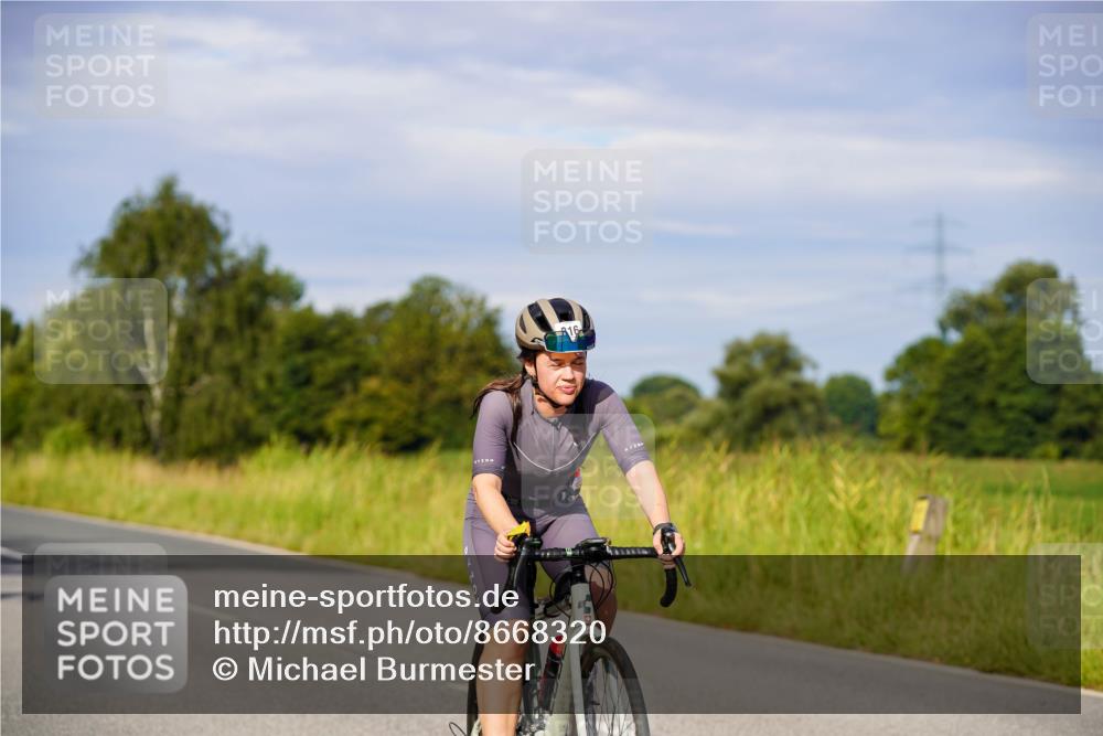 31.08.2025 - Elbe Triathlon Hamburg Michael Burmester http://msf.ph/oto/8668320 31.08.2025 09:46:39 Radfahren 284, 329, 394, 666, 750, 759, 771, 816 meine-sportfotos.de