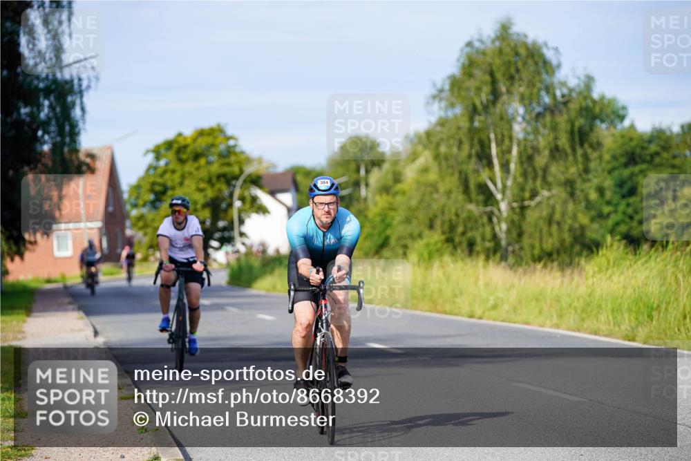 31.08.2025 - Elbe Triathlon Hamburg Michael Burmester http://msf.ph/oto/8668392 31.08.2025 09:46:54 Radfahren 384, 399, 589, 729 meine-sportfotos.de