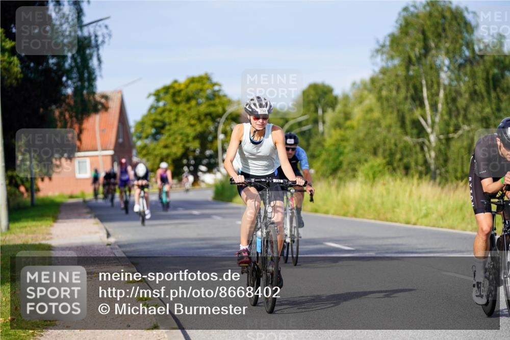 31.08.2025 - Elbe Triathlon Hamburg Michael Burmester http://msf.ph/oto/8668402 31.08.2025 09:47:03 Radfahren 290, 458, 691, 760, 777, 792 meine-sportfotos.de