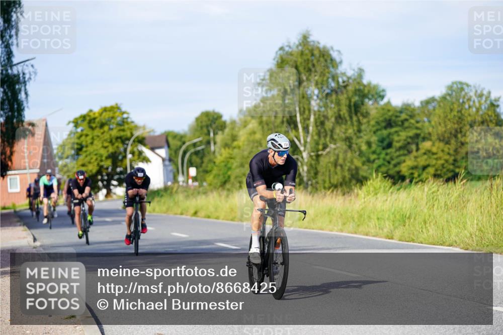 31.08.2025 - Elbe Triathlon Hamburg Michael Burmester http://msf.ph/oto/8668425 31.08.2025 09:47:10 Radfahren 290, 531, 533, 655, 731, 749, 760, 777 meine-sportfotos.de