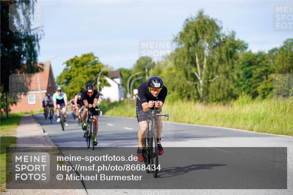 31.08.2025 - Elbe Triathlon Hamburg Michael Burmester http://msf.ph/oto/8668434 31.08.2025 09:47:12 Radfahren 400, 531, 533, 655, 723, 731, 749, 760, 777 meine-sportfotos.de