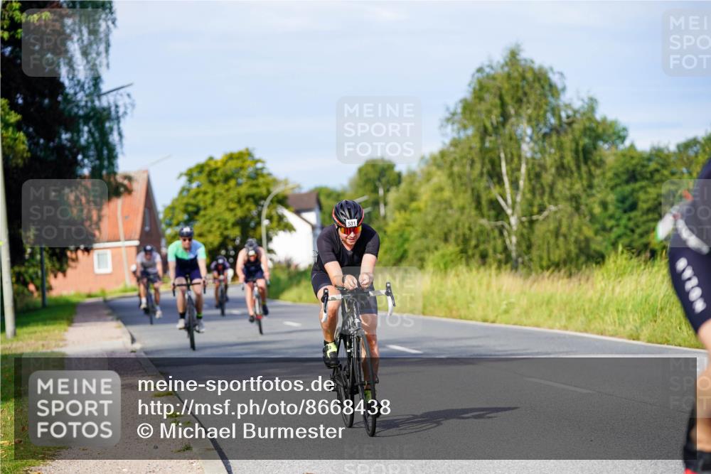 31.08.2025 - Elbe Triathlon Hamburg Michael Burmester http://msf.ph/oto/8668438 31.08.2025 09:47:13 Radfahren 400, 531, 533, 655, 723, 731, 749, 760, 777, 915 meine-sportfotos.de