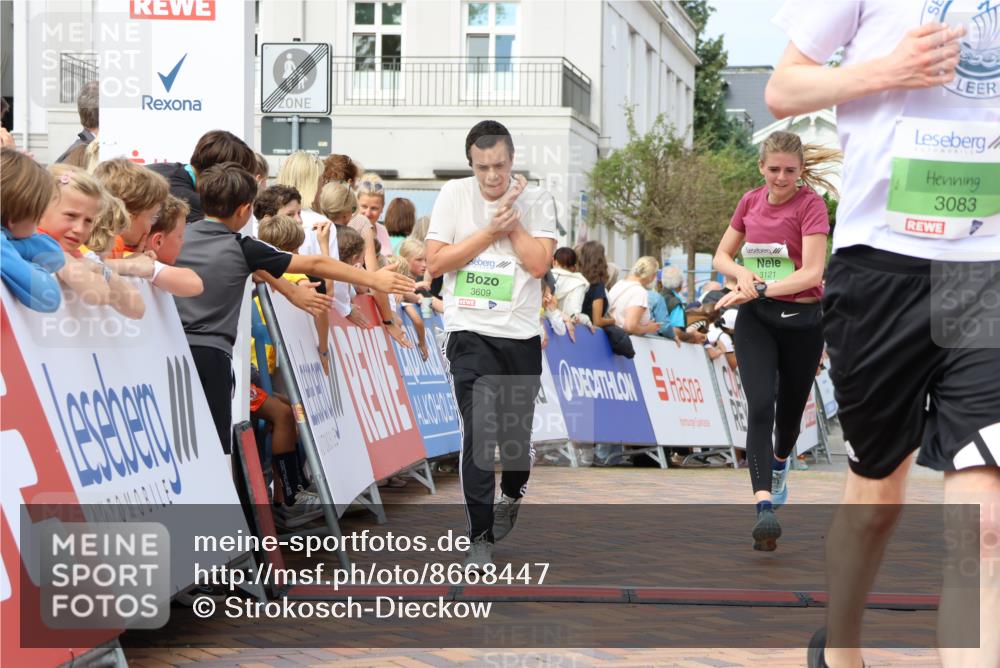 31.08.2025 - 21. Blankeneser Heldenlauf Strokosch-Dieckow http://msf.ph/oto/8668447 31.08.2025 10:56:19 Ziel 3609, 3083, 3121 meine-sportfotos.de