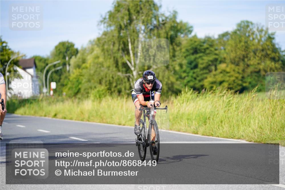 31.08.2025 - Elbe Triathlon Hamburg Michael Burmester http://msf.ph/oto/8668449 31.08.2025 09:47:17 Radfahren 400, 516, 533, 545, 723, 749, 915 meine-sportfotos.de
