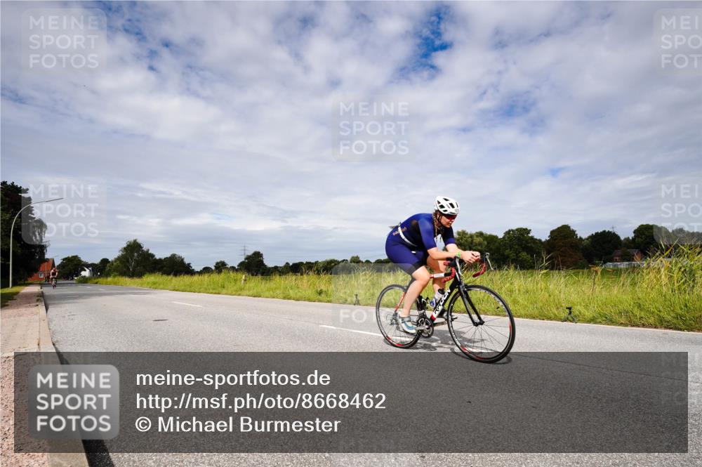 31.08.2025 - Elbe Triathlon Hamburg Michael Burmester http://msf.ph/oto/8668462 31.08.2025 11:13:40 Radfahren 1285, 1375, 1575 meine-sportfotos.de