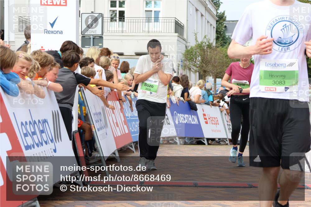 31.08.2025 - 21. Blankeneser Heldenlauf Strokosch-Dieckow http://msf.ph/oto/8668469 31.08.2025 10:56:18 Ziel 3609, 3083, 3121 meine-sportfotos.de