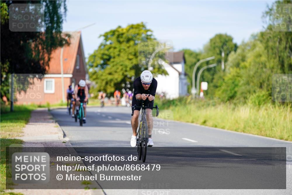 31.08.2025 - Elbe Triathlon Hamburg Michael Burmester http://msf.ph/oto/8668479 31.08.2025 09:47:30 Radfahren 253, 609, 636 meine-sportfotos.de