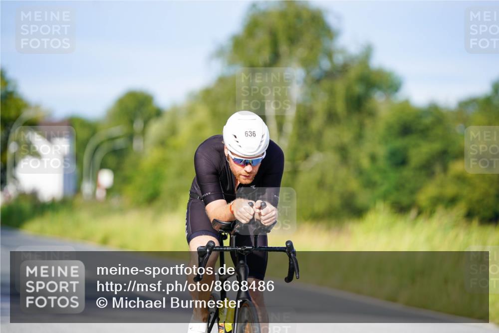31.08.2025 - Elbe Triathlon Hamburg Michael Burmester http://msf.ph/oto/8668486 31.08.2025 09:47:31 Radfahren 253, 609, 636, 850 meine-sportfotos.de