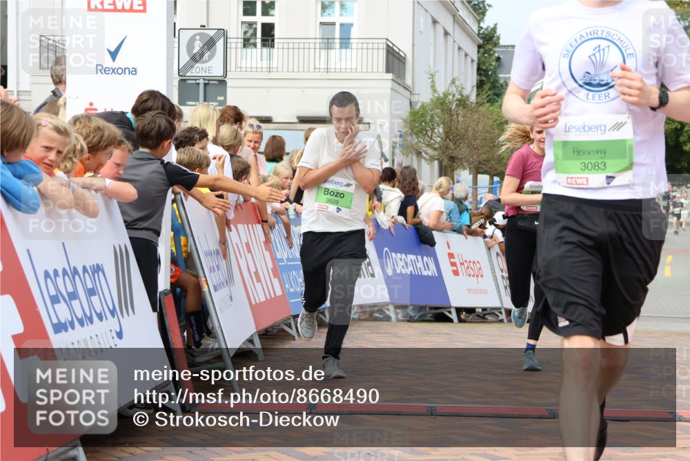 31.08.2025 - 21. Blankeneser Heldenlauf Strokosch-Dieckow http://msf.ph/oto/8668490 31.08.2025 10:56:18 Ziel 3609, 3083, 3121 meine-sportfotos.de