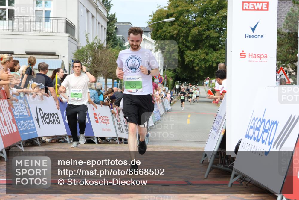 31.08.2025 - 21. Blankeneser Heldenlauf Strokosch-Dieckow http://msf.ph/oto/8668502 31.08.2025 10:56:17 Ziel 2191, 2375, 3609, 3083, 3121 meine-sportfotos.de
