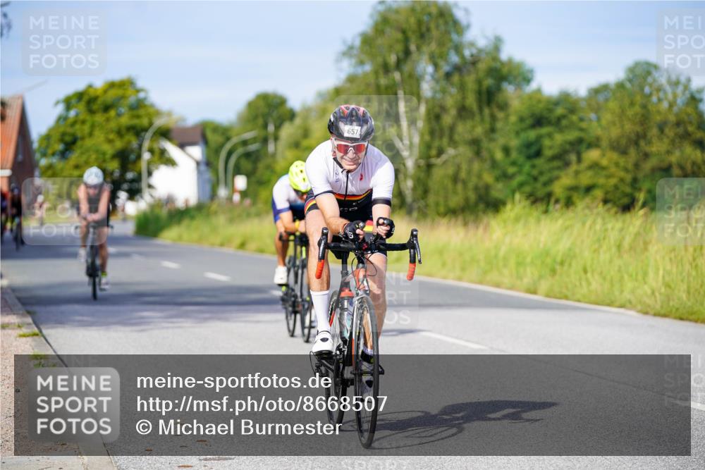 31.08.2025 - Elbe Triathlon Hamburg Michael Burmester http://msf.ph/oto/8668507 31.08.2025 09:47:39 Radfahren 253, 657, 754, 828, 850, 912 meine-sportfotos.de
