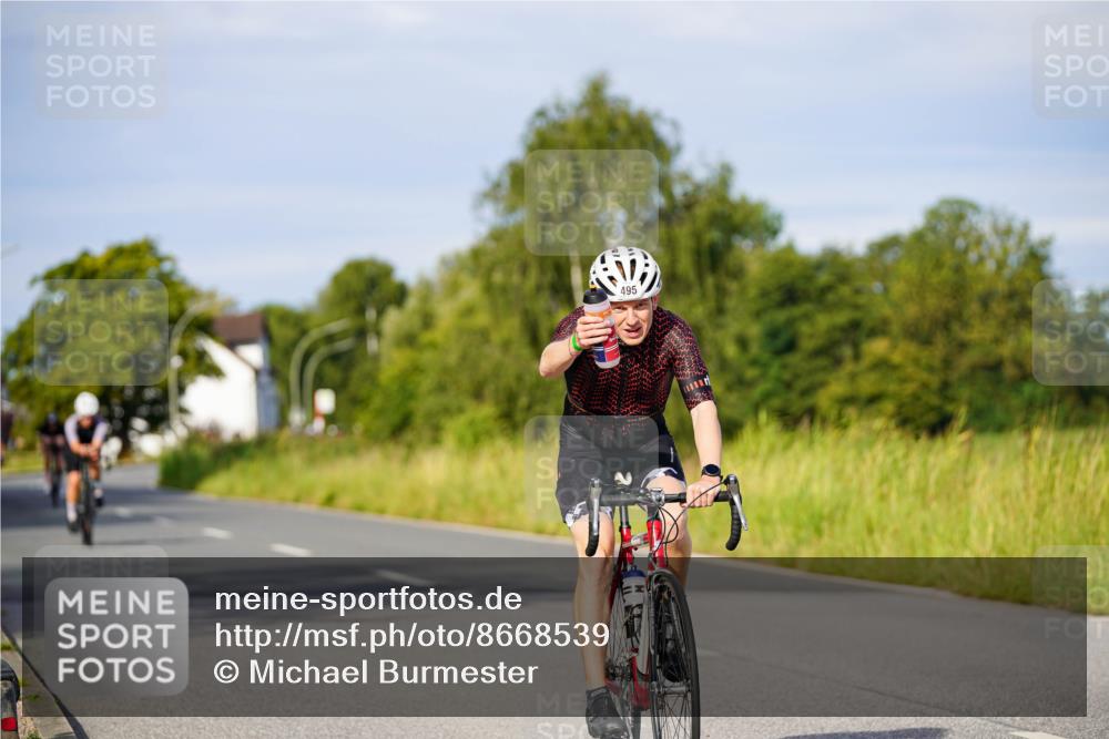 31.08.2025 - Elbe Triathlon Hamburg Michael Burmester http://msf.ph/oto/8668539 31.08.2025 09:47:55 Radfahren 285, 374, 495, 568, 790 meine-sportfotos.de