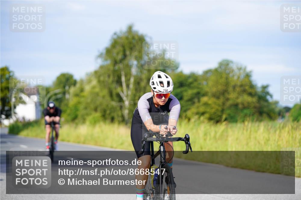 31.08.2025 - Elbe Triathlon Hamburg Michael Burmester http://msf.ph/oto/8668547 31.08.2025 09:47:59 Radfahren 285, 315, 528, 568, 781, 790, 901 meine-sportfotos.de