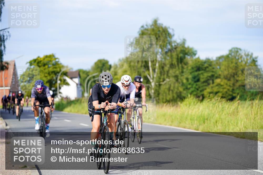 31.08.2025 - Elbe Triathlon Hamburg Michael Burmester http://msf.ph/oto/8668635 31.08.2025 09:48:19 Radfahren 291, 440, 510, 577, 713, 746, 807, 902 meine-sportfotos.de