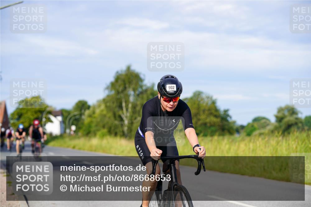 31.08.2025 - Elbe Triathlon Hamburg Michael Burmester http://msf.ph/oto/8668653 31.08.2025 09:48:24 Radfahren 291, 547, 654, 746, 844, 902, 903 meine-sportfotos.de
