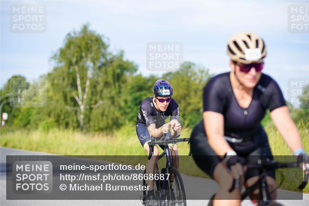 31.08.2025 - Elbe Triathlon Hamburg Michael Burmester http://msf.ph/oto/8668687 31.08.2025 09:48:37 Radfahren 441, 682, 696, 878 meine-sportfotos.de