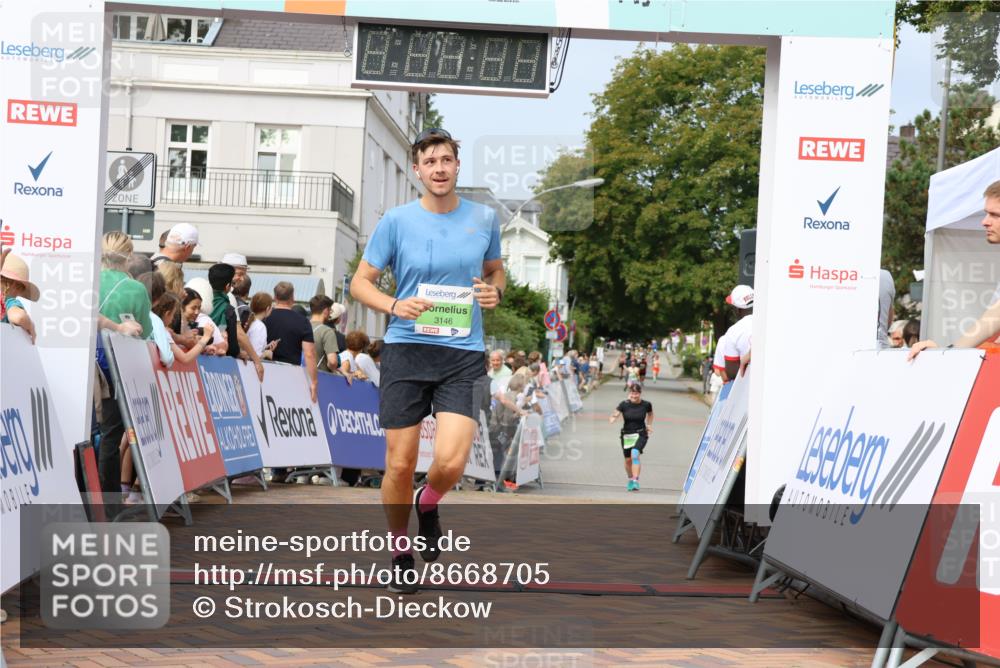 31.08.2025 - 21. Blankeneser Heldenlauf Strokosch-Dieckow http://msf.ph/oto/8668705 31.08.2025 11:14:12 Ziel 3146 meine-sportfotos.de