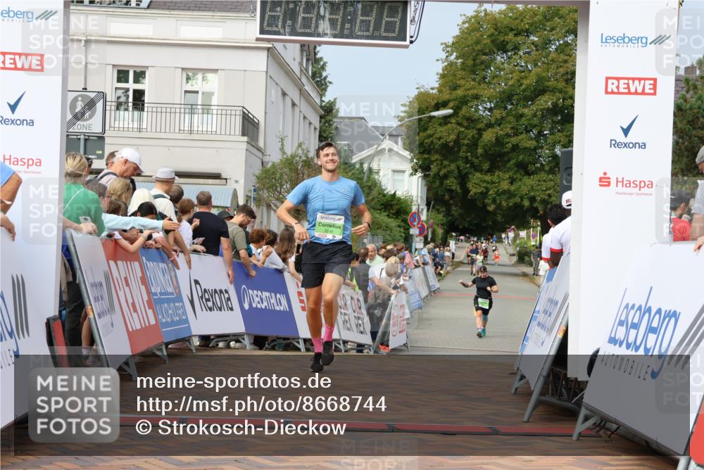 31.08.2025 - 21. Blankeneser Heldenlauf Strokosch-Dieckow http://msf.ph/oto/8668744 31.08.2025 11:14:11 Ziel 3146 meine-sportfotos.de
